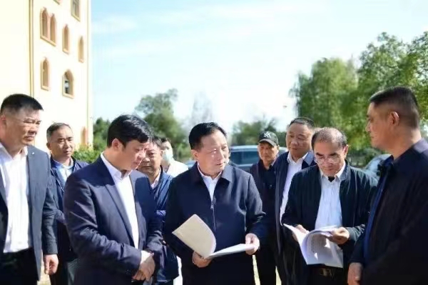 省民政廳黨組書記楊澤發赴咸寧市調研養老服務工作